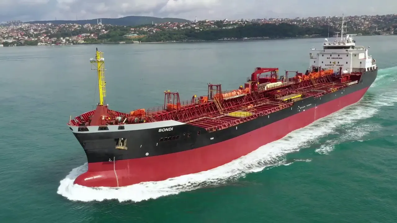 Oceanfront Shipping LLC